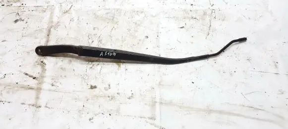 Chevrolet Captiva Front wiper blade arm