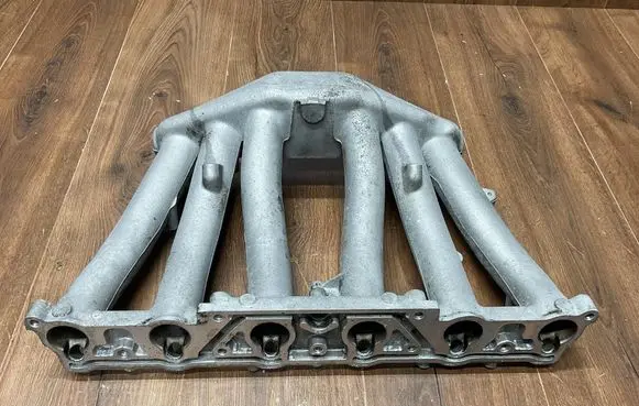 Mercedes-Benz E W124 Intake manifold 1031411601 R1031411601
