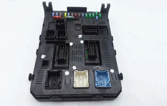Peugeot 407 Comfort/convenience module 216760315B 281174310A 216761594