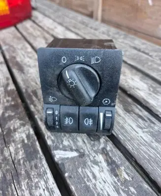Opel Zafira A Light switch 09133249