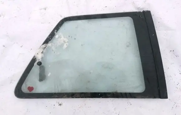 Mazda 323 Rear side window