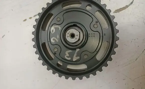 Renault Scenic II - Grand scenic II Camshaft pulley/ VANOS 743272