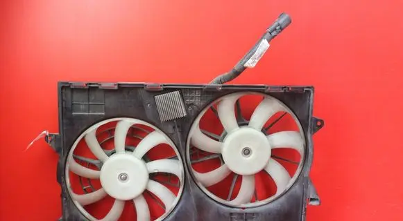 Jeep Grand Cherokee Electric radiator cooling fan 68229581AD