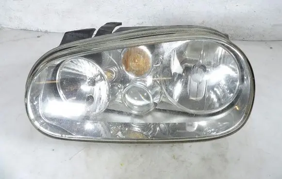 Volkswagen Golf IV Headlight/headlamp 1J1941015B