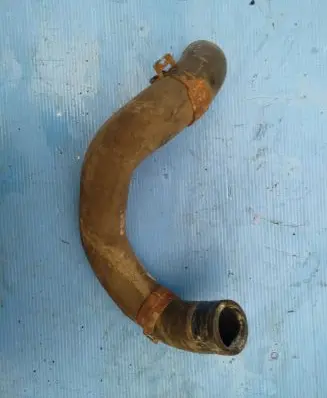 Honda CR-V Engine coolant pipe/hose