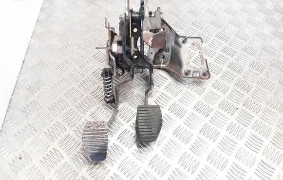 Citroen C4 I Picasso Pedal assembly 