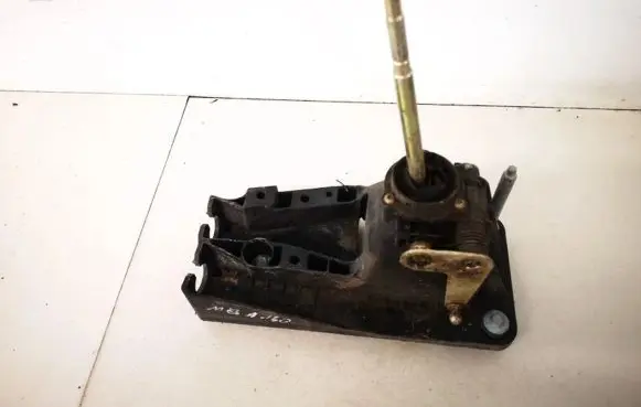 Mercedes-Benz Vaneo W414 Gear shifter/selector a1683600109