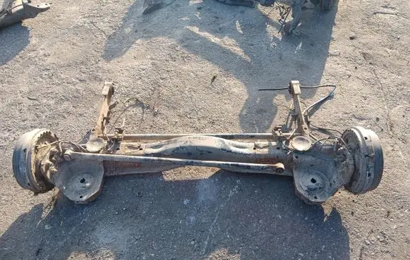 Peugeot Expert Rear axle beam 