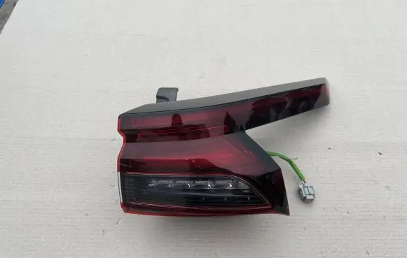 Nissan Qashqai J12 Rear/tail lights 220-8D03F