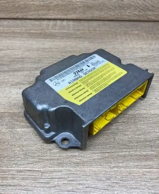 Mercedes-Benz A W169 Airbag control unit/module A1698206626
