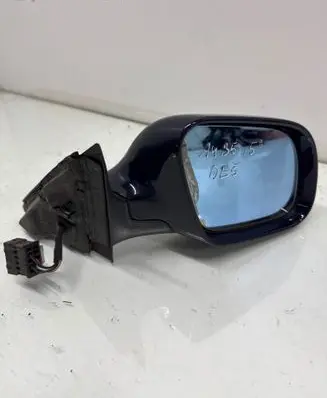 Audi A4 S4 B5 8D Front door electric wing mirror 8D0857544