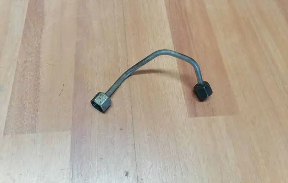 Citroen C4 Grand Picasso Fuel injector supply line/pipe 1570P8