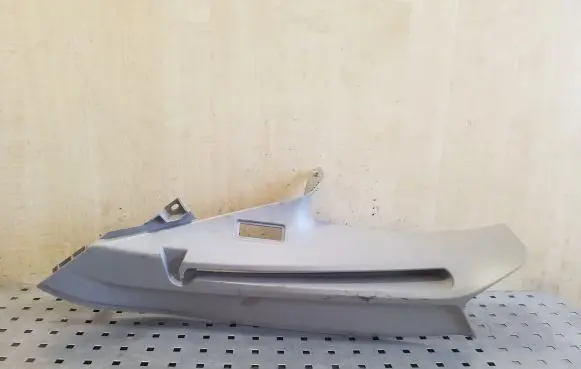 (D)pillar trim (top)