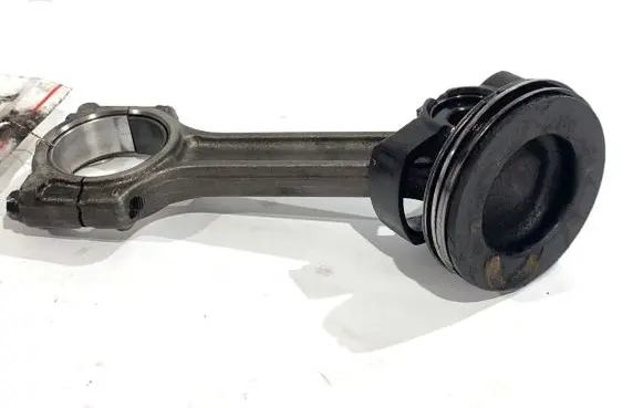 Dacia Duster II Piston with connecting rod K9K876