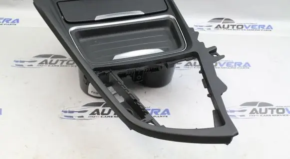 BMW 3 F30 F35 F31 Panel trim 9 218 925