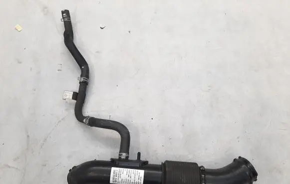 KIA Sportage Air intake hose/pipe 28130-P0400