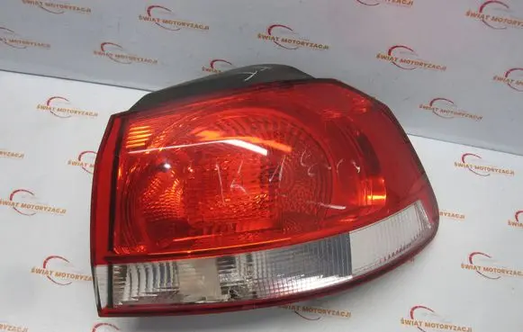Volkswagen Golf VI Rear/tail lights 5K0945112