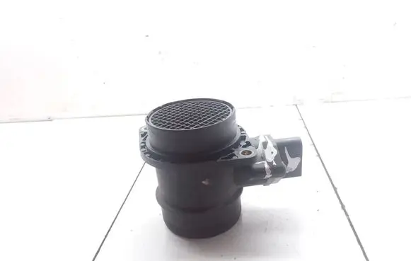 Volkswagen Golf IV Mass air flow meter 0280217121