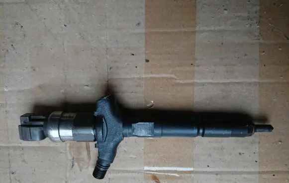 Opel Signum Fuel injector 8972391617 05E09627