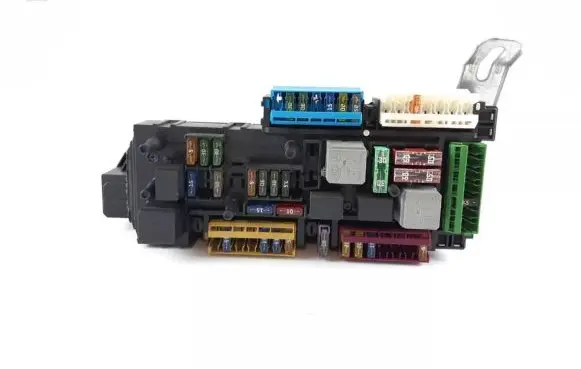 Mercedes-Benz E W212 SAM control unit 2129009922 2129017306 2129020008