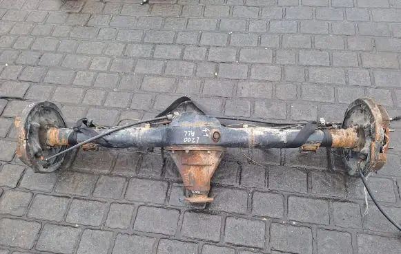 Mitsubishi L200 Rear differential
