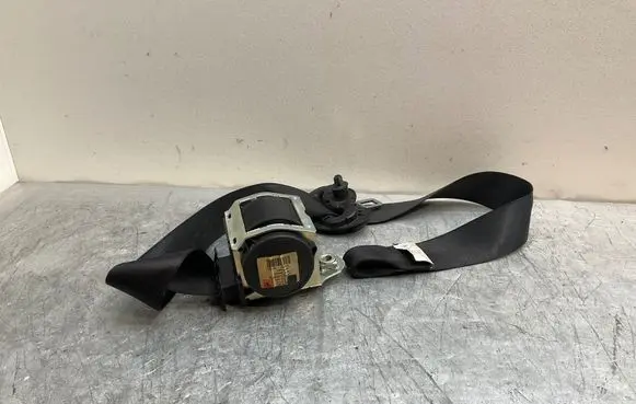 BMW 6 E63 E64 Front seatbelt 602321000C 401080