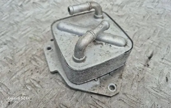 Engine oil radiator