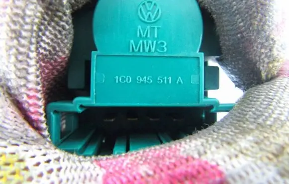 Volkswagen Transporter - Caravelle T5 Brake pedal sensor switch 1C0945511A