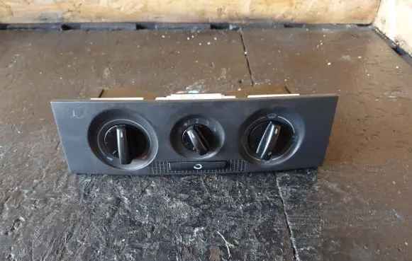 Skoda Fabia Mk1 (6Y) Climate control unit 6Y0819045H 901511740003