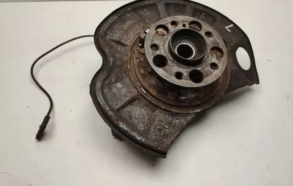 Mercedes-Benz CL C216 Rear wheel hub A2213502108