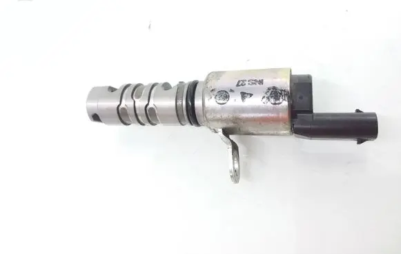 Skoda Fabia Mk3 (NJ) Camshaft vanos timing valve 04E906455D