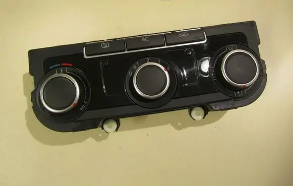Volkswagen PASSAT B7 Climate control unit 7N0907426AM