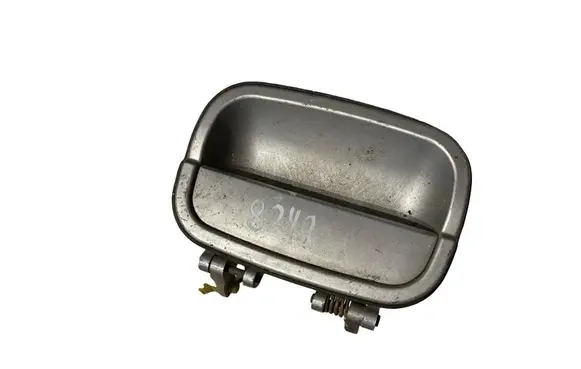 Mitsubishi Space Wagon Front door exterior handle MB676138