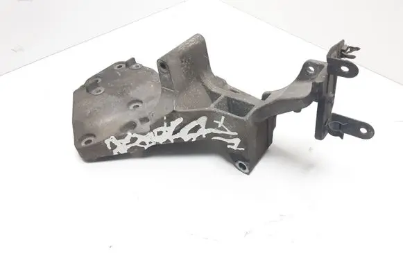 Nissan Navara D40 A/C compressor mount bracket 11910EB300