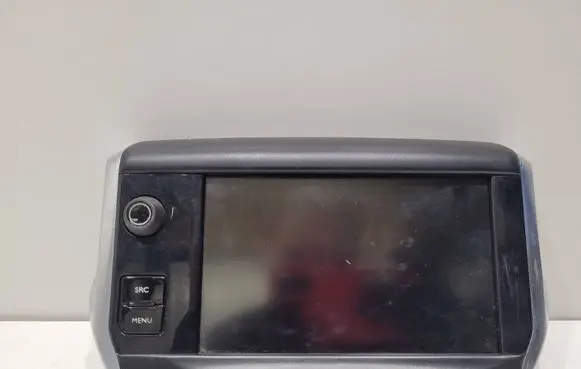 Peugeot 2008 I Screen/display/small screen