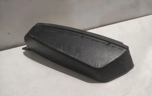 Rear/tail light trim molding