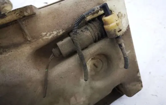 Skoda Octavia Mk2 (1Z) Windscreen/windshield washer pump