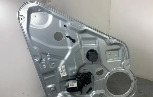 KIA Ceed Rear door window regulator with motor 402058D