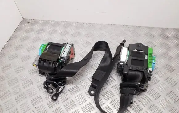 Audi A5 8T 8F Front seatbelt 8F1857705 8F0857732 8F0857731