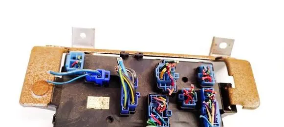 Daihatsu Sirion Fuse box set 8260097401