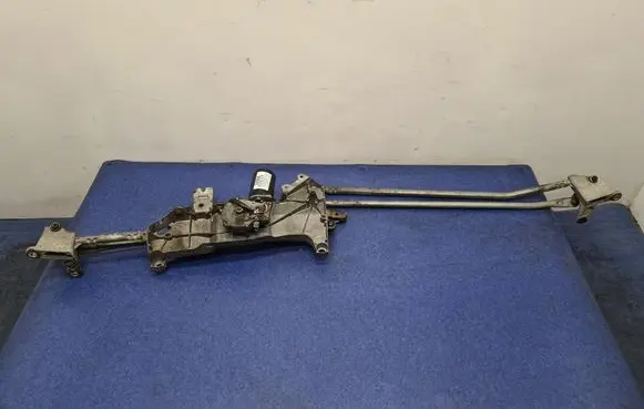 Audi A6 S6 C8 4K Front wiper linkage and motor