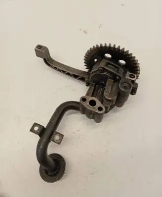 Volkswagen Transporter - Caravelle T5 Oil pump 070115105A 070115153