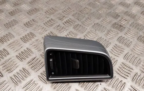Porsche Panamera (970) Rear air vent grill 97055535201