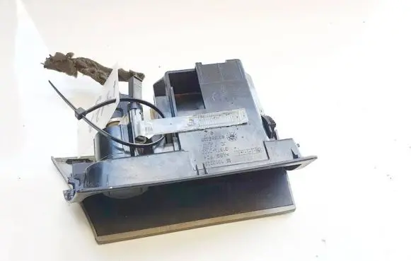 Opel Astra H Car ashtray 13133284 31574-0100