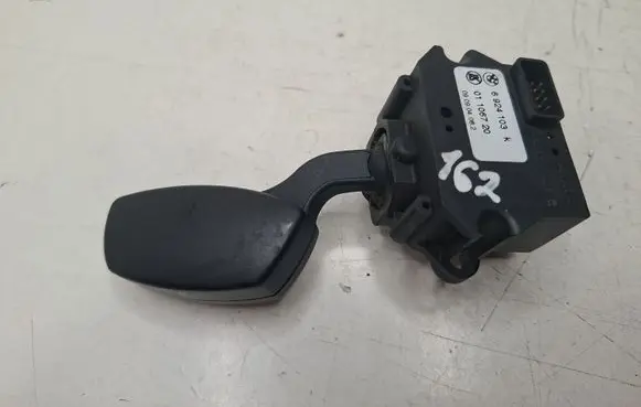 BMW 5 E60 E61 Indicator stalk 6924103 01106720