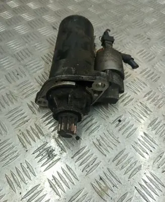 Volkswagen Golf IV Starter motor