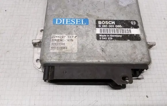 BMW 5 E34 Engine control unit/module 0281001080 2242213