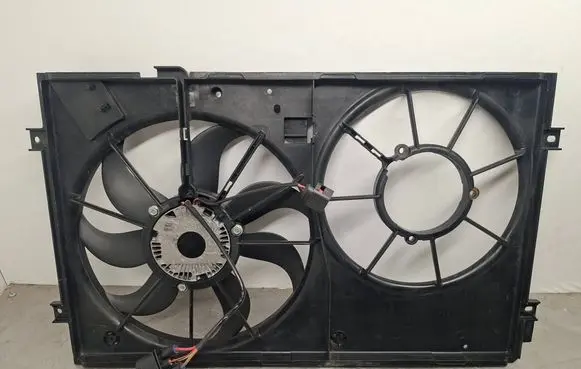 Volkswagen Golf V Electric radiator cooling fan 1K0121207T