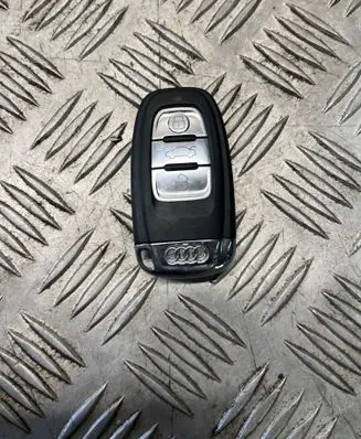 Audi Q5 SQ5 8R Ignition key/card 8T0959754D