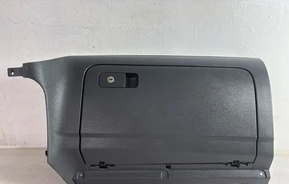 Volkswagen Golf IV Glove box 1K1857290 P0101120
